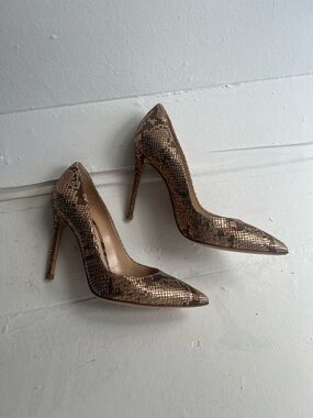 Gianvito Rossi Metallic Gold Snake-Print Pointed-Toe Pumps 35.5